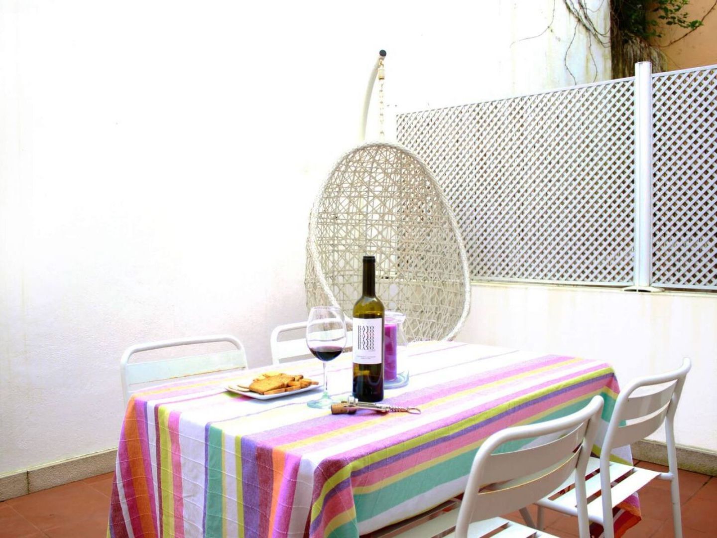 Joivy Modern 1-Bed Apt With Terrace, Moments From Sao Bento Palace 리스본 외부 사진